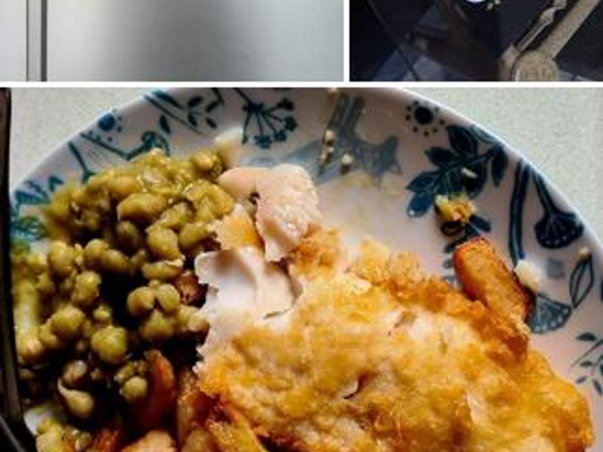 Acre Gate Chippy food photo