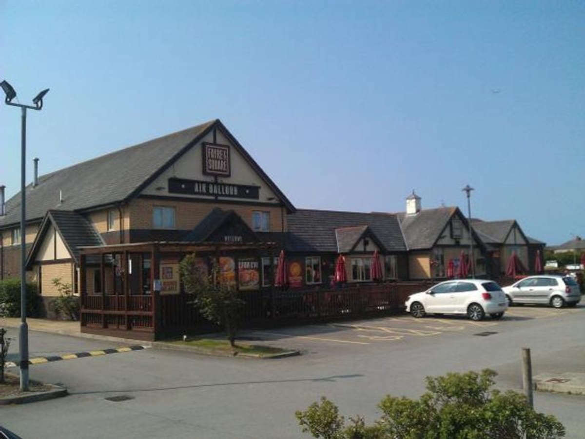 Air Balloon pub on Squires Gate Lane in Blackpool