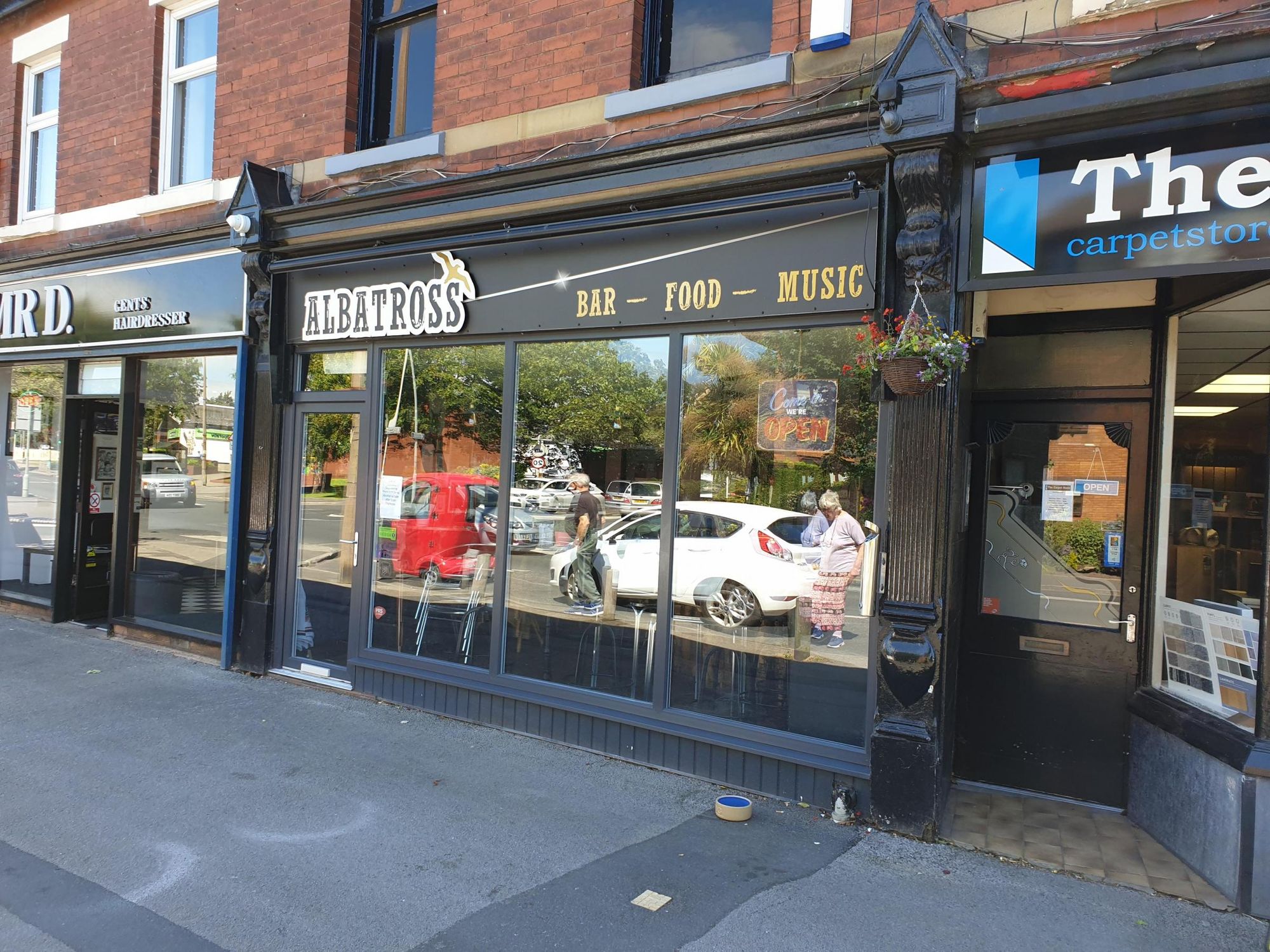 Albatross Bar and Food on Victoria Road East in Thornton
