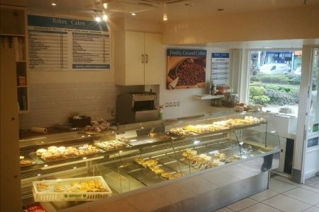 Bakes & Cakes on St Annes Road West