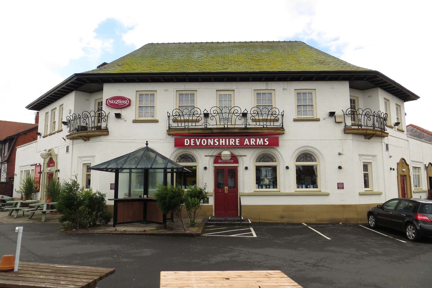 Devonshire Arms Hotel on Devonshire Road in Blackpool